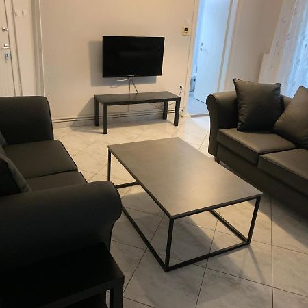 Apartment 30M From The Sea 테살로니키 외부 사진